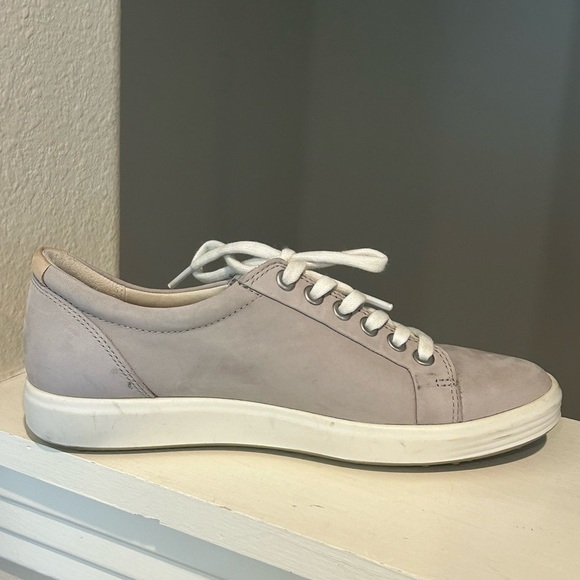 Ecco Women’s Sneaker Soft Size 5-5.5 43000302386 - Picture 5 of 9